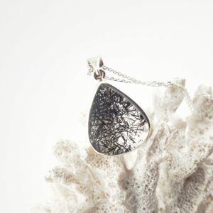 Collier en Quartz Tourmaline et Argent 925.